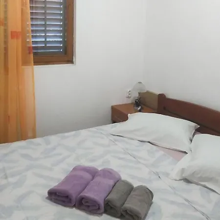1 Bedroom Gorgeous In Apartmán Marčana
